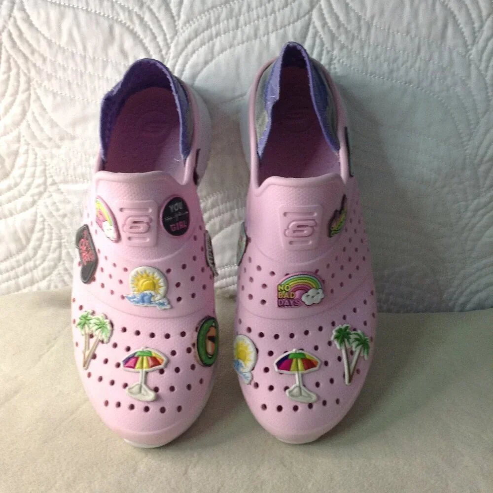 Skechers Foamies; 
